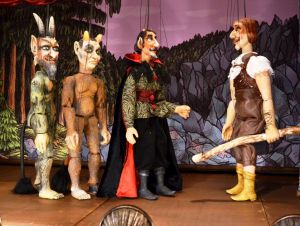 slowacki-teatr-tyjatr-w-spektaklu-herkules-lub-podboj-piekla