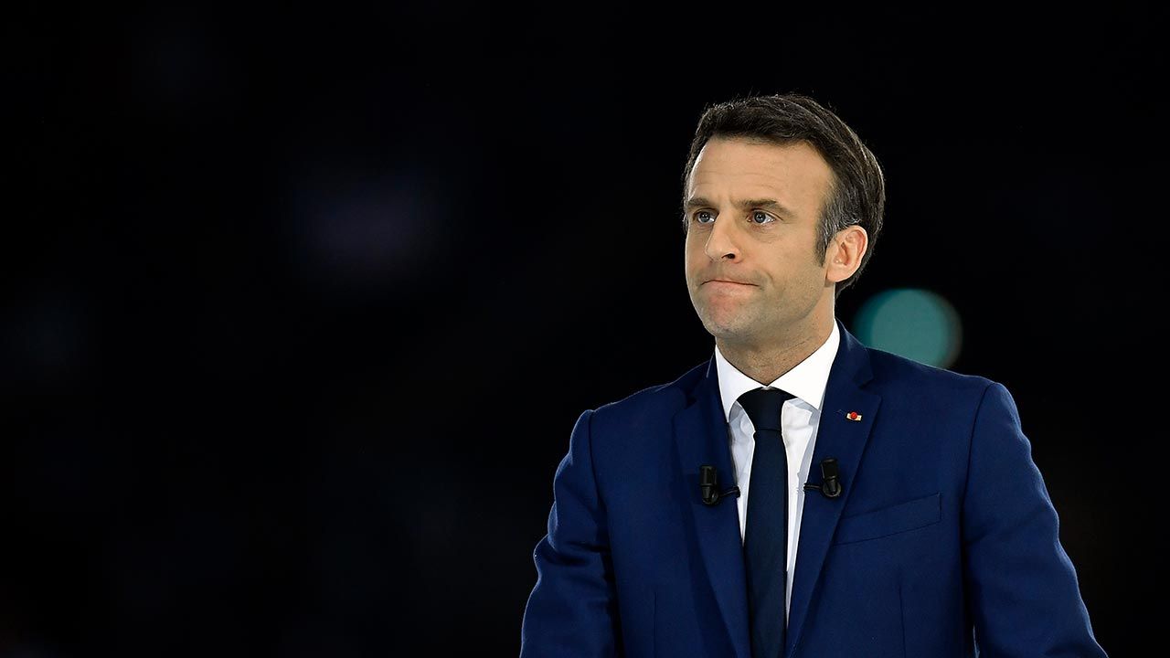 Emmanuel Macron mówi, by nie wykluczać „żadnego z partnerów” (fot. Aurelien Meunier/Getty Images)