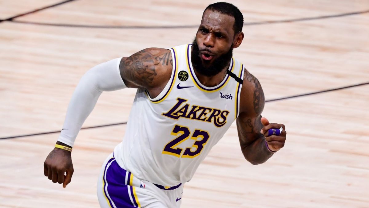 LeBron James (Los Angeles Lakers) MVP finałów w sezonie 2019/2020 | TVP  SPORT