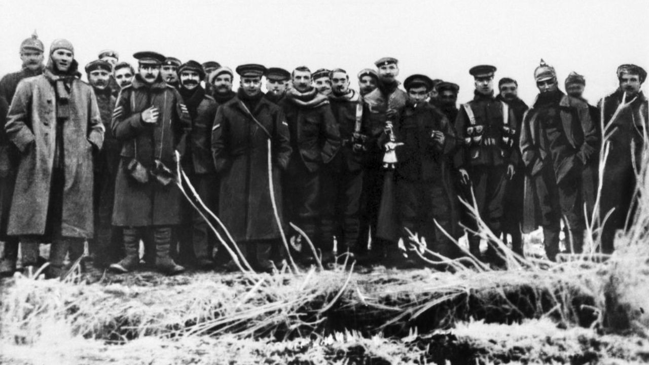 24 grudnia – bożonarodzeniowy rozejm, który złamał logikę wojny