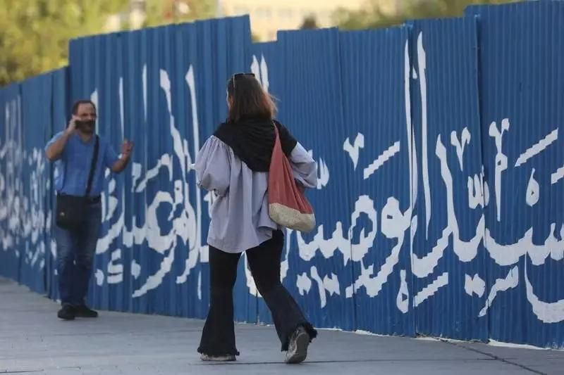 Жанчына без хіджаба. Крыніца: iranintl.com