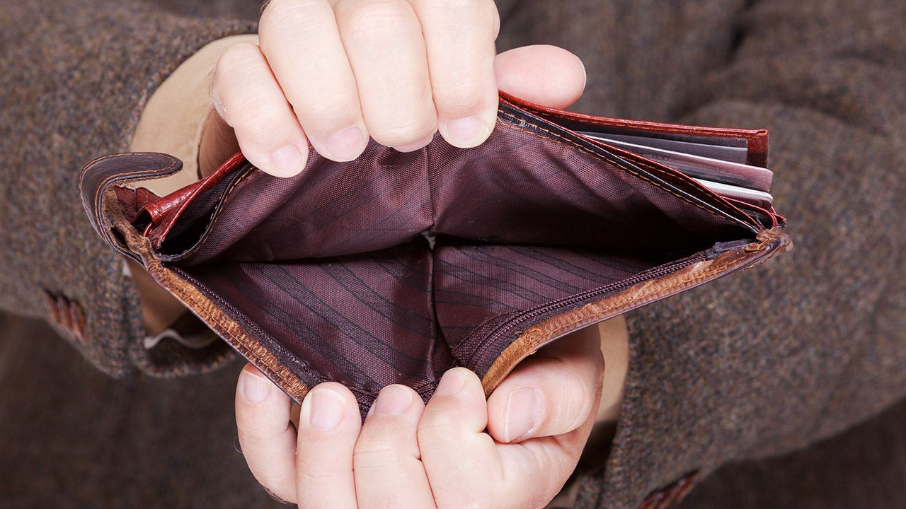 Suma przeterminowanych zaległości mieszkańców 13 aglomeracji dochodzi do 34 mld zł (fot. Shutterstock/Voyagerix) Suma przeterminowanych zaległości mieszkańców 13 aglomeracji dochodzi do 34 mld zł (fot. Shutterstock/Voyagerix)