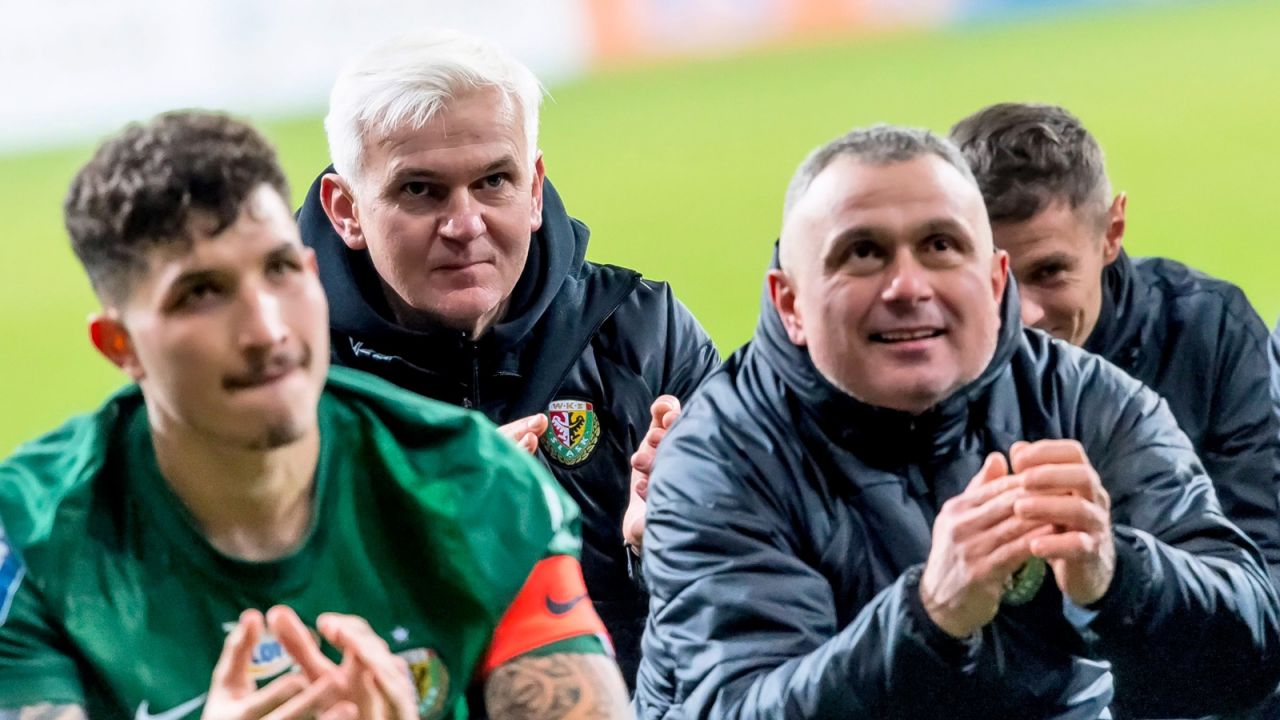 Trener Jacek Magiera znakomicie radzi sobie w Śląsku Wrocław (fot. Getty).
