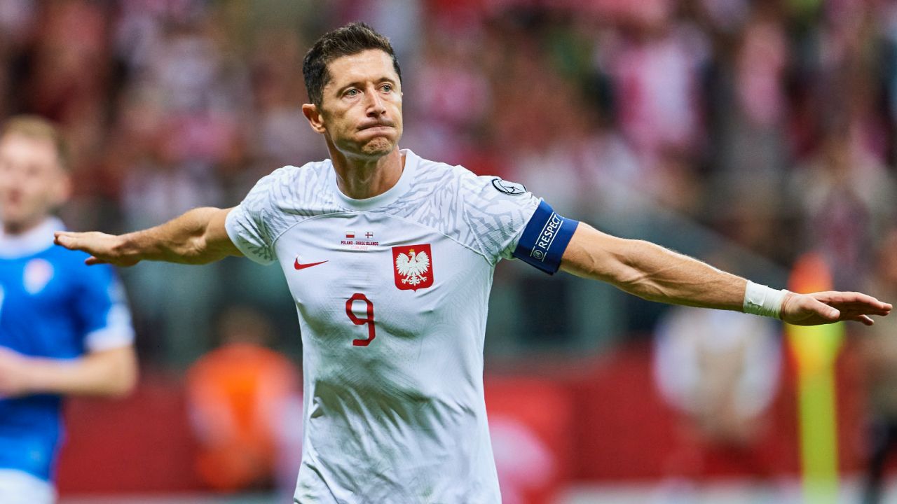 Robert Lewandowski wróci do reprezentacji Polski po dymisji Michała Probierza? (fot: Getty)