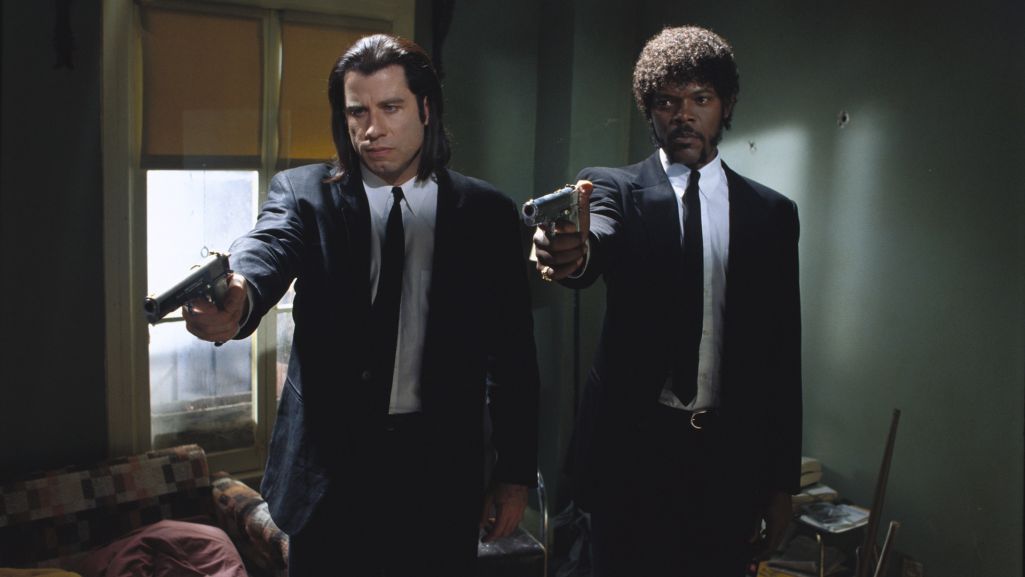 Pomimo uwag producenta, Quentin Tarantino zatrudnił Johna Travoltę do roli Vincenta Vegi. Fot. Materiały prasowe TVP