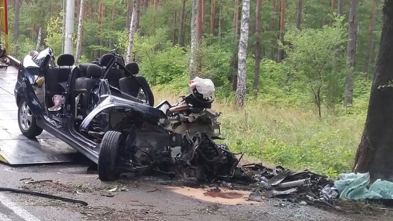 Miejsce wypadku (fot. Facebook/Komenda Powiatowa Policji w Czarnkowie)