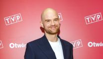 Pytanie na Śniadanie na wiosennej ramówce TVP – nowa energia, nowe tematy i ulubieni prowadzący - Filip Antonwicz! Otwórz się na więcej! fot. AKPA