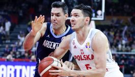 Aaron Cel w trakcie MŚ 2019 w pojedynku z Luisem Scolą (fot. Getty)