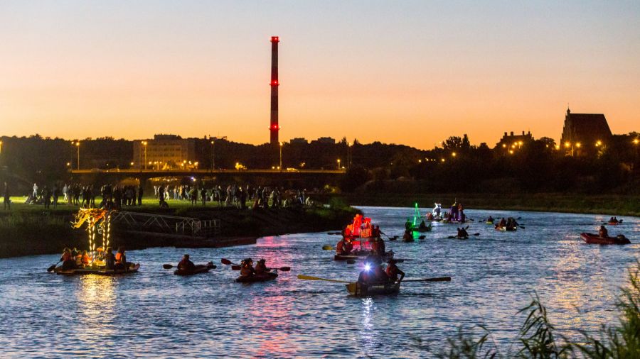 Poznań: Parada Sobótkowa nad Wartą 2025 (fot. Parada Sobótkowa. Fyrtle na Warcie)