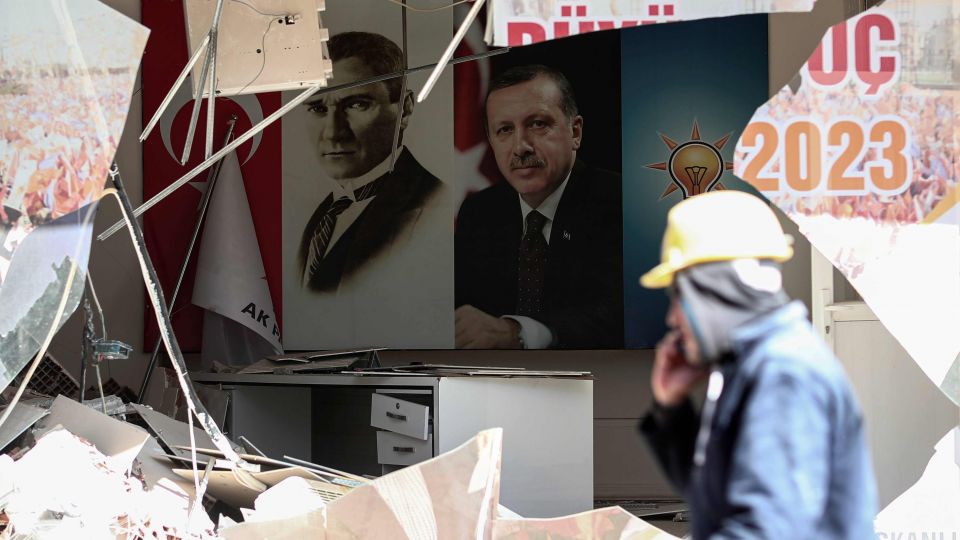 Türkiye: Laik bir cumhuriyetten bin camili bir ülkeye