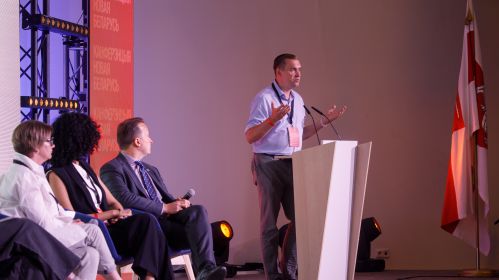Кіраўнік BYSOL Андрэй Стрыжак на канферэнцыі «Новая Беларусь» у Вільні, Літва. 4 жніўня 2024 года. Фота: Белсат