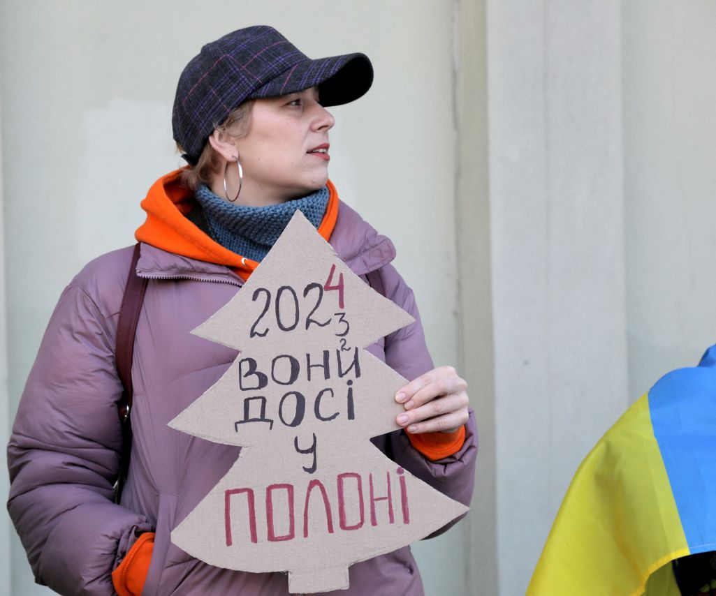 Акцыя сваякоў украінскіх вайскоўцаў, якія застаюцца ў палоне ў РФ. Адэса, Украіна, 31 снежня 2023 г. (Фота: Lyashonok Nina/Ukrinform/ABACA / Abaca Press / Forum)