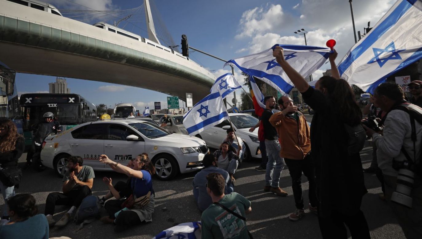 Izrael boryka się z największą od lat falą protestów (fot. PAP/EPA/ATEF SAFADI)