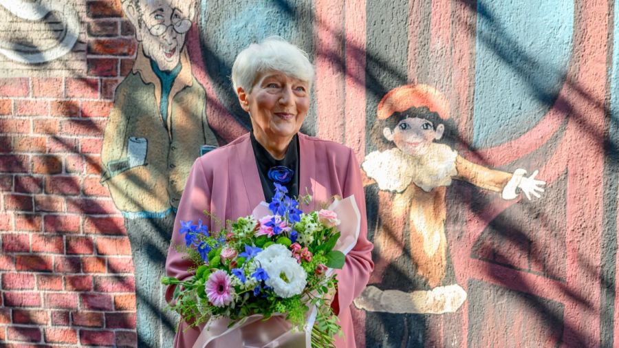 Musierowicz Jeżycjada Spis Małgorzata Musierowicz i jej Jeżycjada na muralach [ZOBACZ ZDJĘCIA]