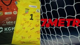 Nagrodami w konkursie są koszulki MKS Zagłębia Lubin i KPR Gminy Kobierzyce z podpisami zawodniczek (fot. TVP Sport) Nagrodami w konkursie są koszulki MKS Zagłębia Lubin i KPR Gminy Kobierzyce z podpisami zawodniczek (fot. TVP Sport)