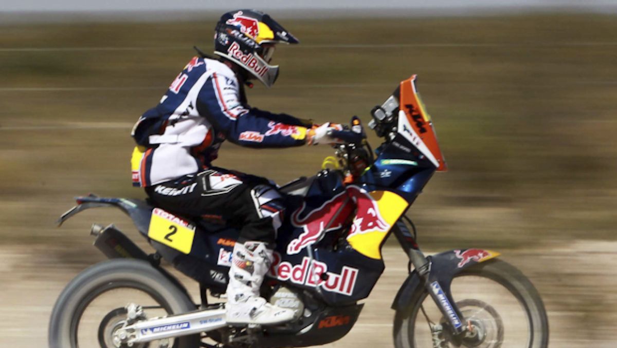 Cyril Despres powiększa swoją przewagę (fot. PAP/EPA) Cyril Despres powiększa swoją przewagę (fot. PAP/EPA)