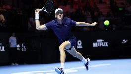 Jannik Sinner (fot. Getty Images) Jannik Sinner, aktualny wicelider rankingu ATP, podjął decyzję o rezygnacji z udziału w turnieju finałowym Pucharu Davisa, który zostanie rozegrany w listopadzie w Bolonii (fot. Getty Images)