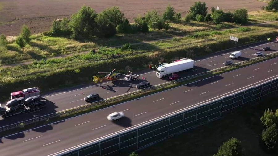 Wypadek na A1 w powiecie rybnickim. Fot. TVP3 Katowice