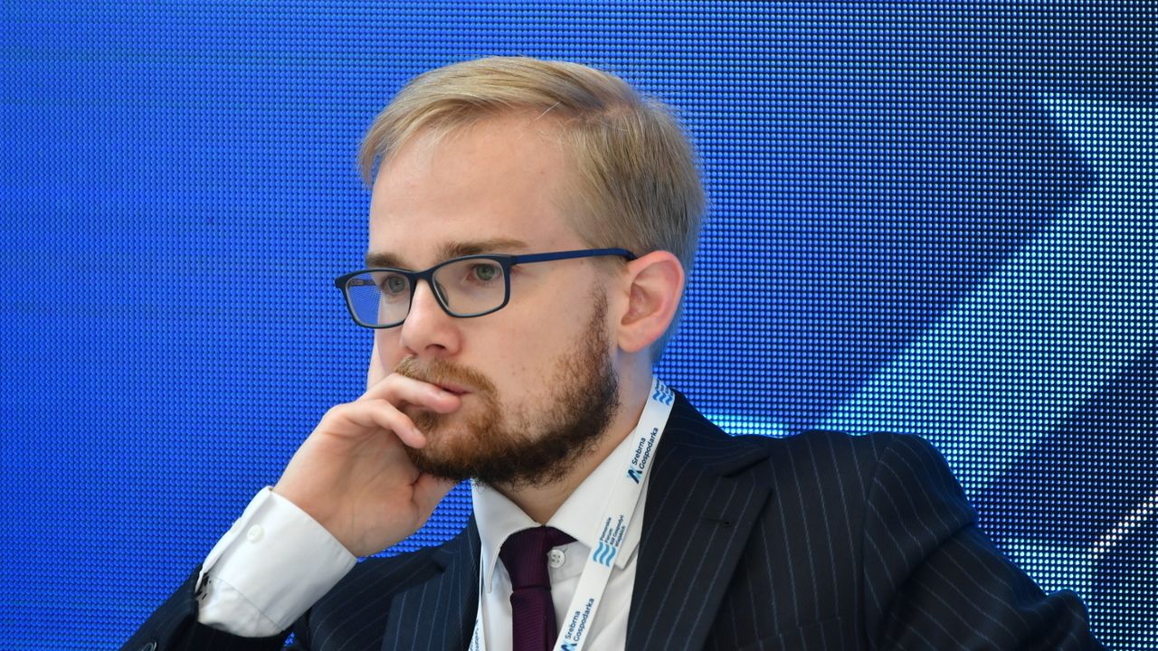 Podsekretarz stanu w ministerstwie finansów Piotr Patkowski (fot. PAP/Adam Warżawa)