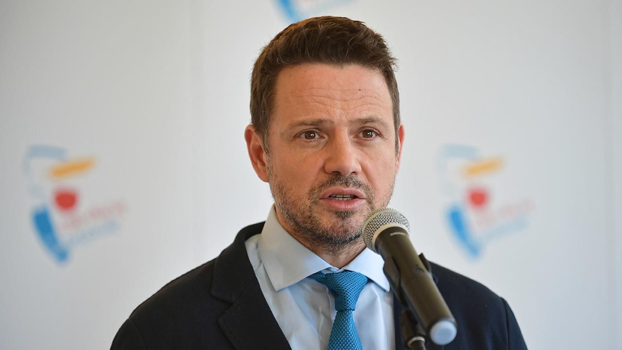 Rafał Trzaskowski nawiązał do starań o przeprowadzenie wyborów w maju (fot. PAP/Marcin Obara)