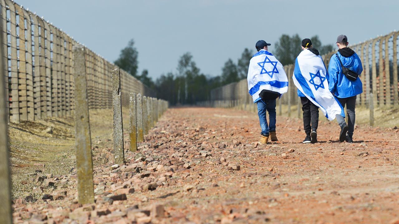 Wycieczki do Polski to ważny element izraelskiej edukacji (fot. Artur Widak/NurPhoto via Getty Images)