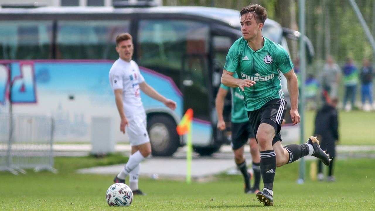 Transfery, PKO Ekstraklasa. Ariel Mosór odszedł z Legii Warszawa. Wybór padł na Piasta Gliwice