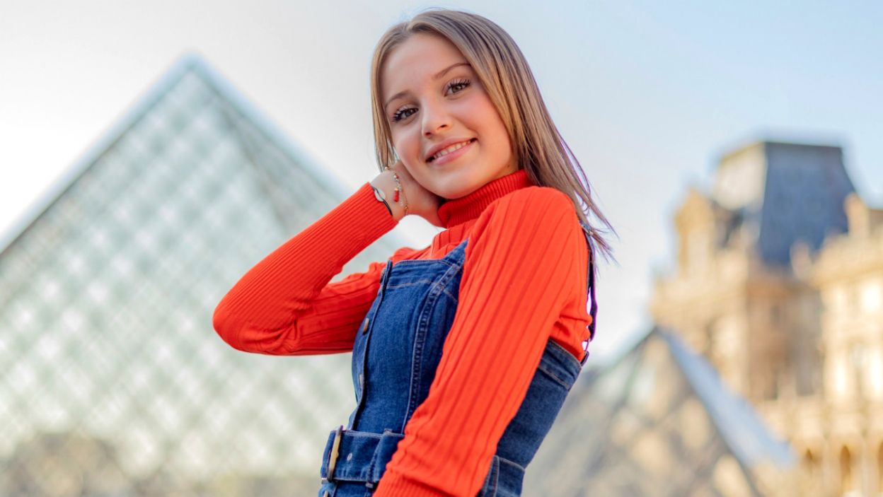 Carla Lazzari z Francji to jedna z faworytek finału w Gliwicach (fot. eurovision.tv)
