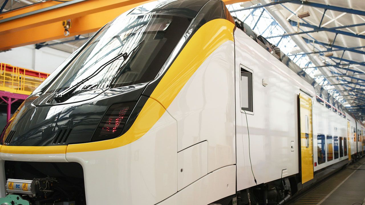 Piętrowe i ekspresowe. PKP Intercity kupuje 42 nowe pociągi