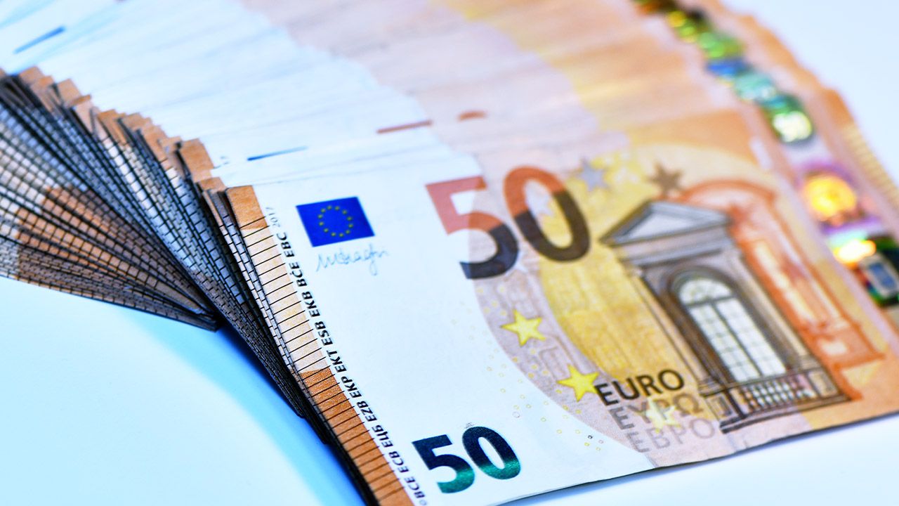 6 tys zlotych ile to euro
