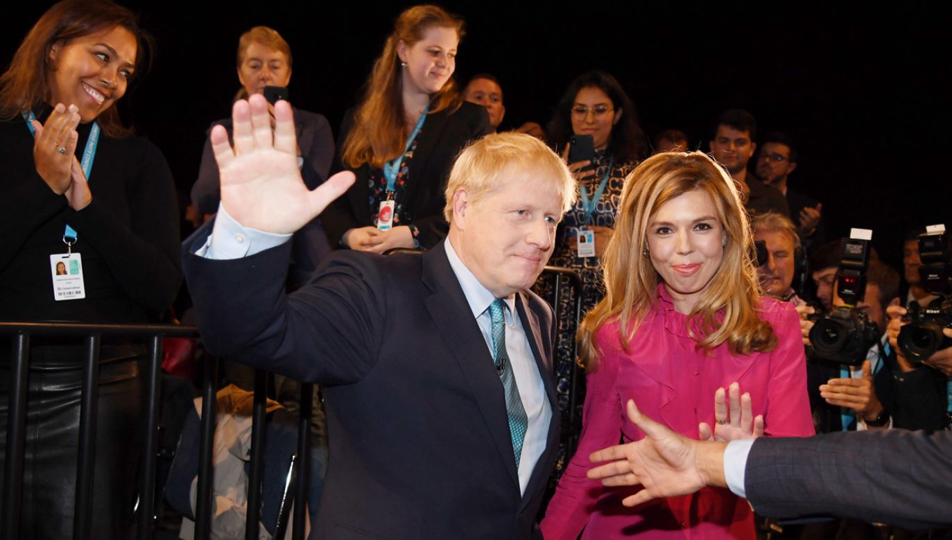 Wielka Brytania Premier Boris Johnson Bedzie Mial Dziecko Jego Partnerka Carrie Symonds Jest W Ciazy Wieszwiecej Tvp Info