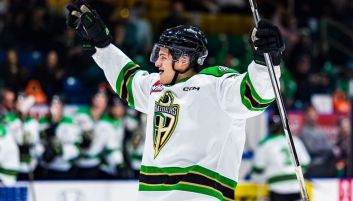 Krzysztof Maciaś w barwach Prince Albert Raiders (Fot. chl.ca/whl-raiders/) Krzysztof Maciaś w barwach Prince Albert Raiders (Fot.