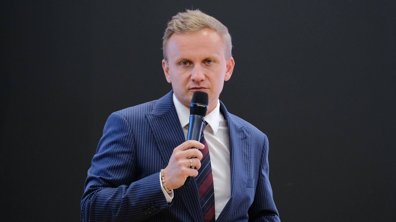 Szczepienia na COVID-19. Bartosz Marczuk komentuje (fot. PAP/Mateusz Marek) Szczepienia na COVID-19. Bartosz Marczuk komentuje (fot. PAP/Mateusz Marek)