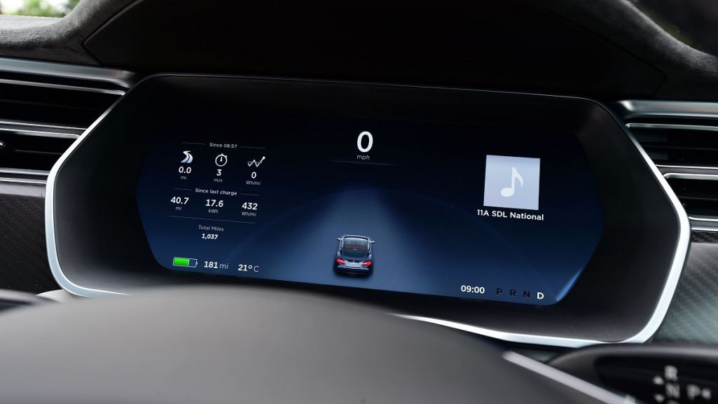Samochody autonomiczne na drogach w Polsce (fot. Tesla)