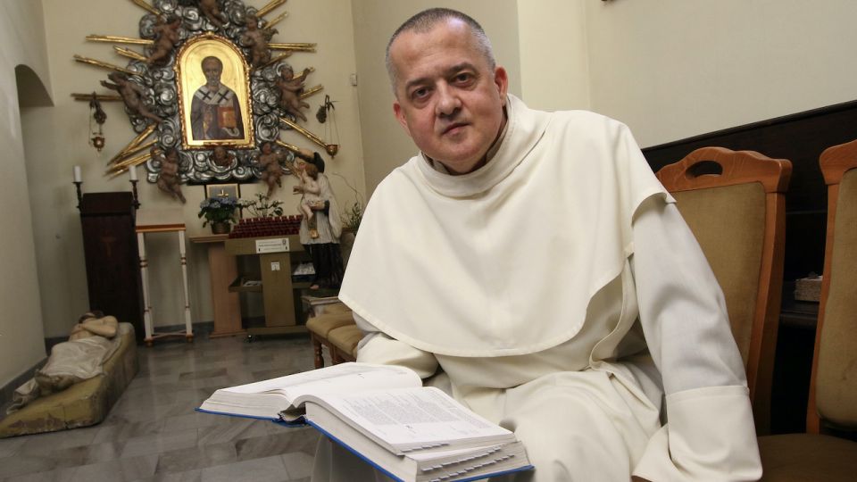 Augustyn Pelanowski wydalony z zakonu - tvp.info