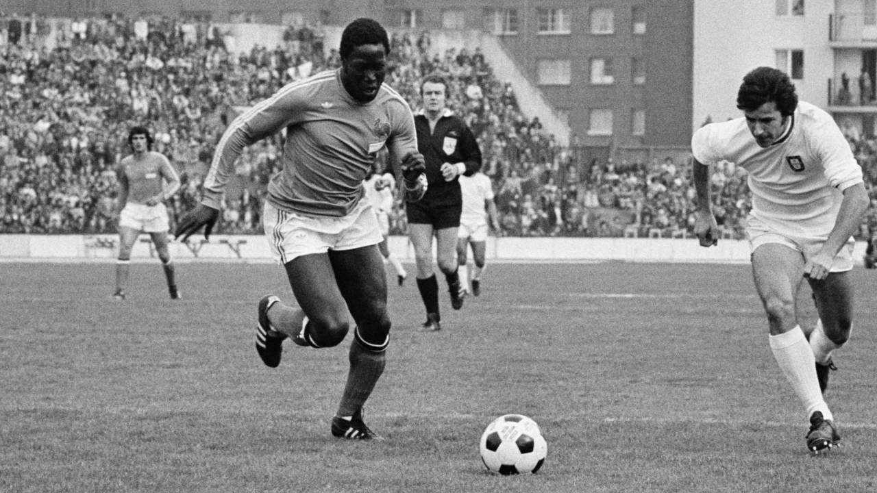 Jean-Pierre Adams wystąpił w 22 meczach reprezentacji Francji (fot. Universal/Corbis/VCG via Getty Images) Jean-Pierre Adams wystąpił w 22 meczach reprezentacji Francji (fot. Universal/Corbis/VCG via Getty Images)
