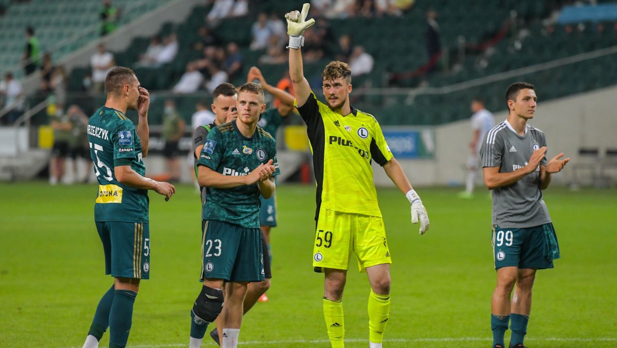 Kacper Tobiasz nie wstydzi się przywiązania do Legii. Po meczu z Wisłą Płock przyznał, że spełnił marzenie (fot: J. Prondzynski/400mm.pl) Kacper Tobiasz zadebiutował w Legii. Kim jest? Legia – Wisła Płock w PKO Ekstraklasie