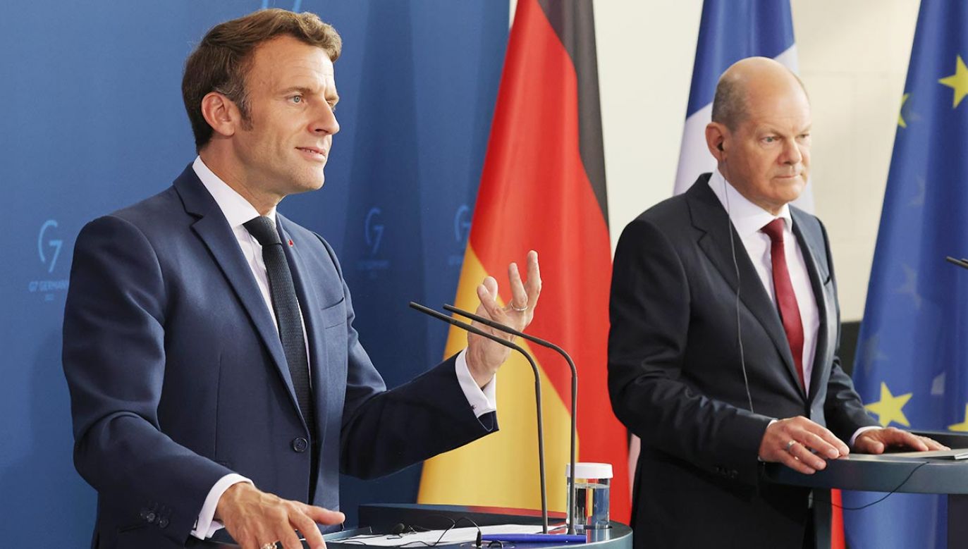 Emmanuel Macron i Olaf Scholz nie kwapią się do przyjazdu do Kijowa (fot.  Sean Gallup/Getty Images)