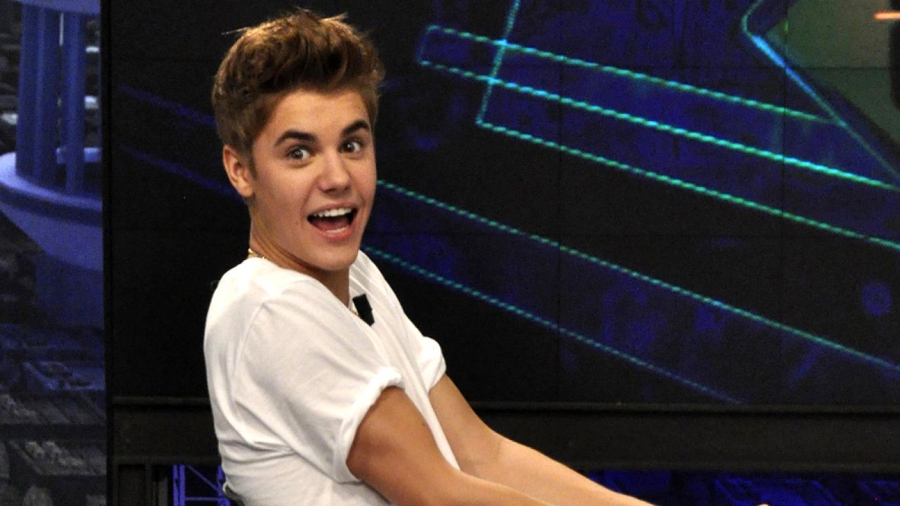 Justin Bieber jest coraz częściej „bohaterem” prasy brukowej (fot. flickr.com/ElHormiguero) Justin Bieber jest coraz częściej „bohaterem” prasy brukowej (fot. flickr.com/ElHormiguero)