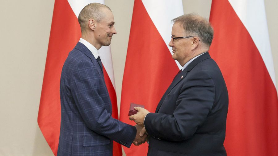 Piotr Żyła został odznaczony Krzyżem Kawalerskim Orderu Odrodzenia Polski (fot. KPRP)