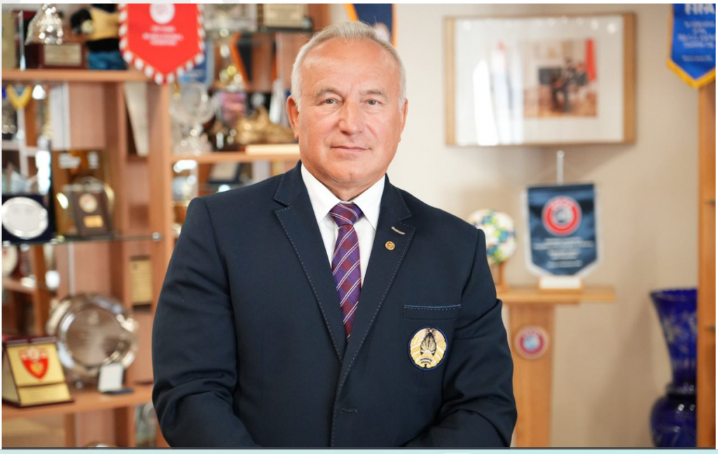 Кіраўнік Беларускай федэрацыі футболу Мікалай Шарснёў. (Фота: АБФФ)
