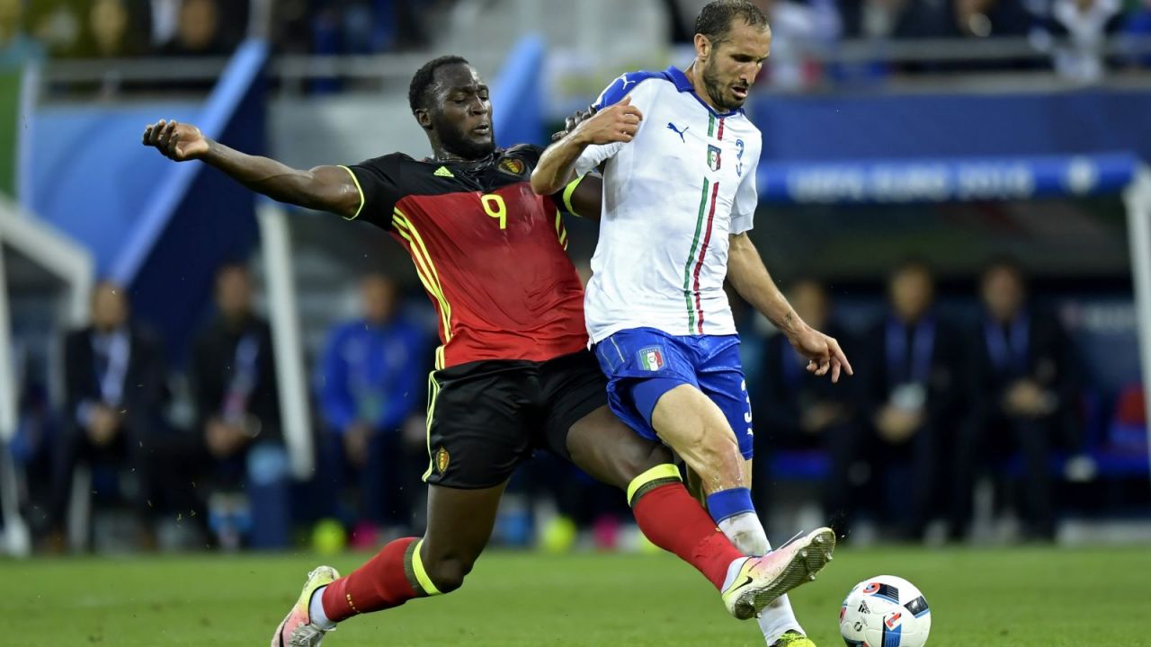 Romelu Lukaku czy Giorgio Chiellini? Kto będzie górą w ćwierćfinale Euro 2020? (fot. Getty Images)
