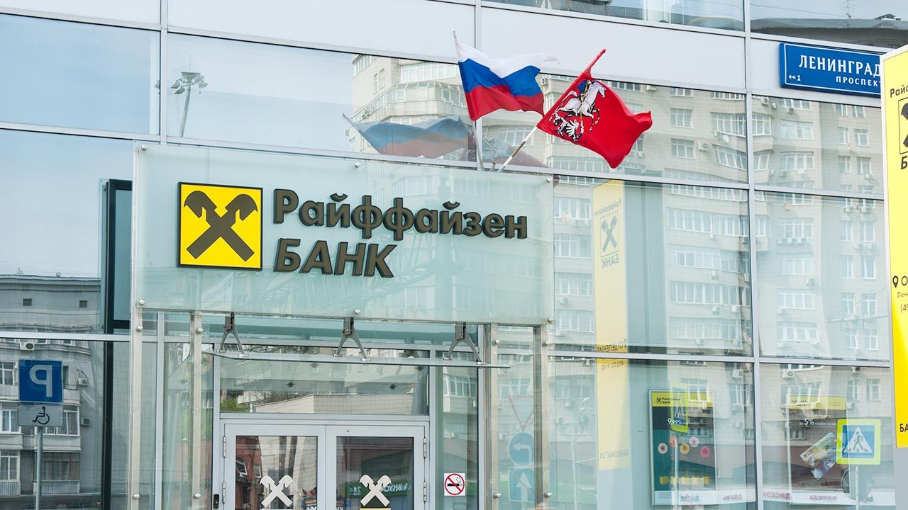 Penalties with penalties.  Earnings of Austrian banks in Russia