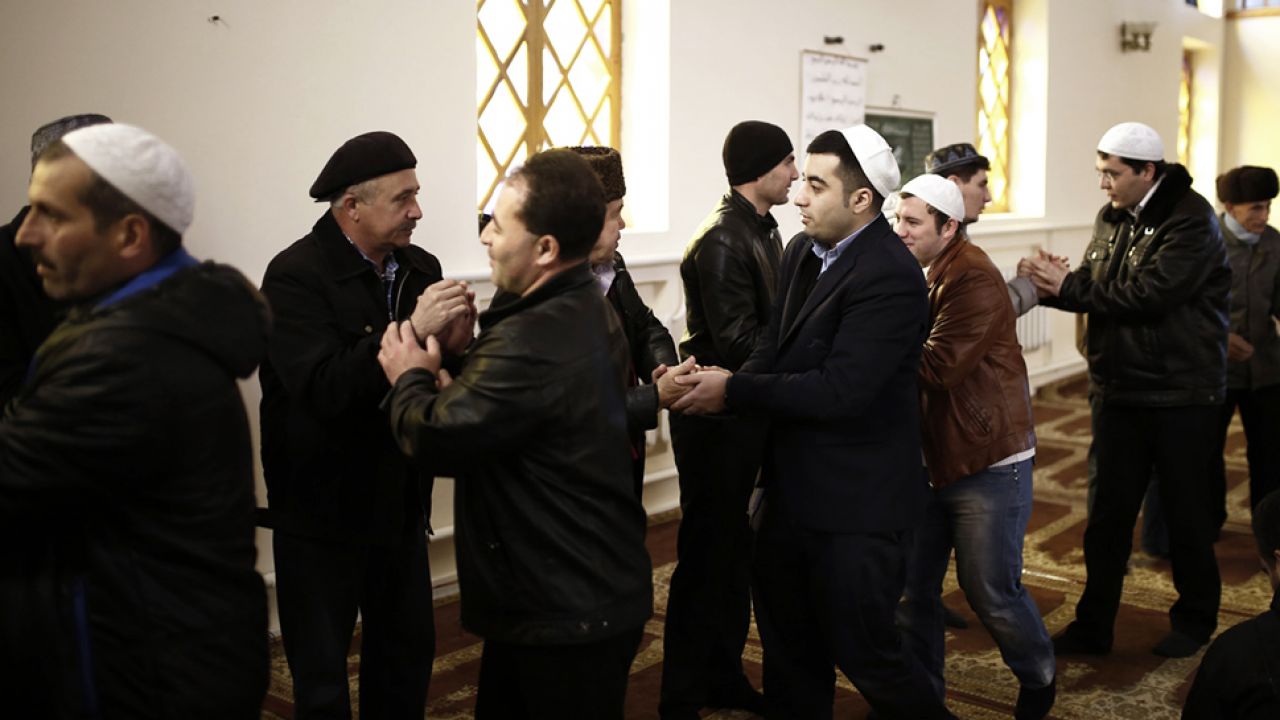 Ofiarami prześladowań na Krymie są przede wszystkim Tatarzy (fot. Bulent Doruk/Anadolu Agency/Getty Images