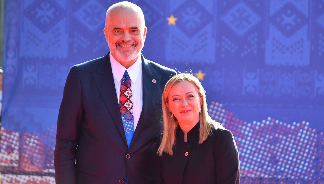 Giorgia Meloni w stolicy Albani na szczycie  UE-Bałkany Zachodnie (fot. Olsi Shehu/Anadolu Agency via Getty Images)