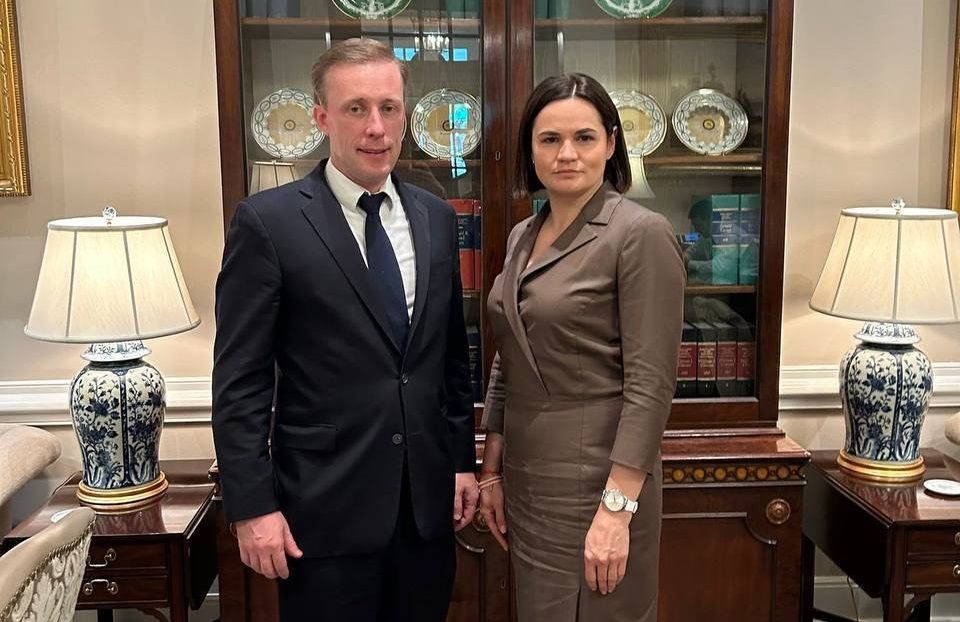 Дарадца прэзідэнта ЗША ў нацыянальнай бяспецы Джэйк Саліван і абраная прэзідэнтка Беларусі Святлана Ціханоўская. Вашынгтон, ЗША. 12 чэрвеня 2024 года. (Фота: tsikhanouskaya / Telegram)