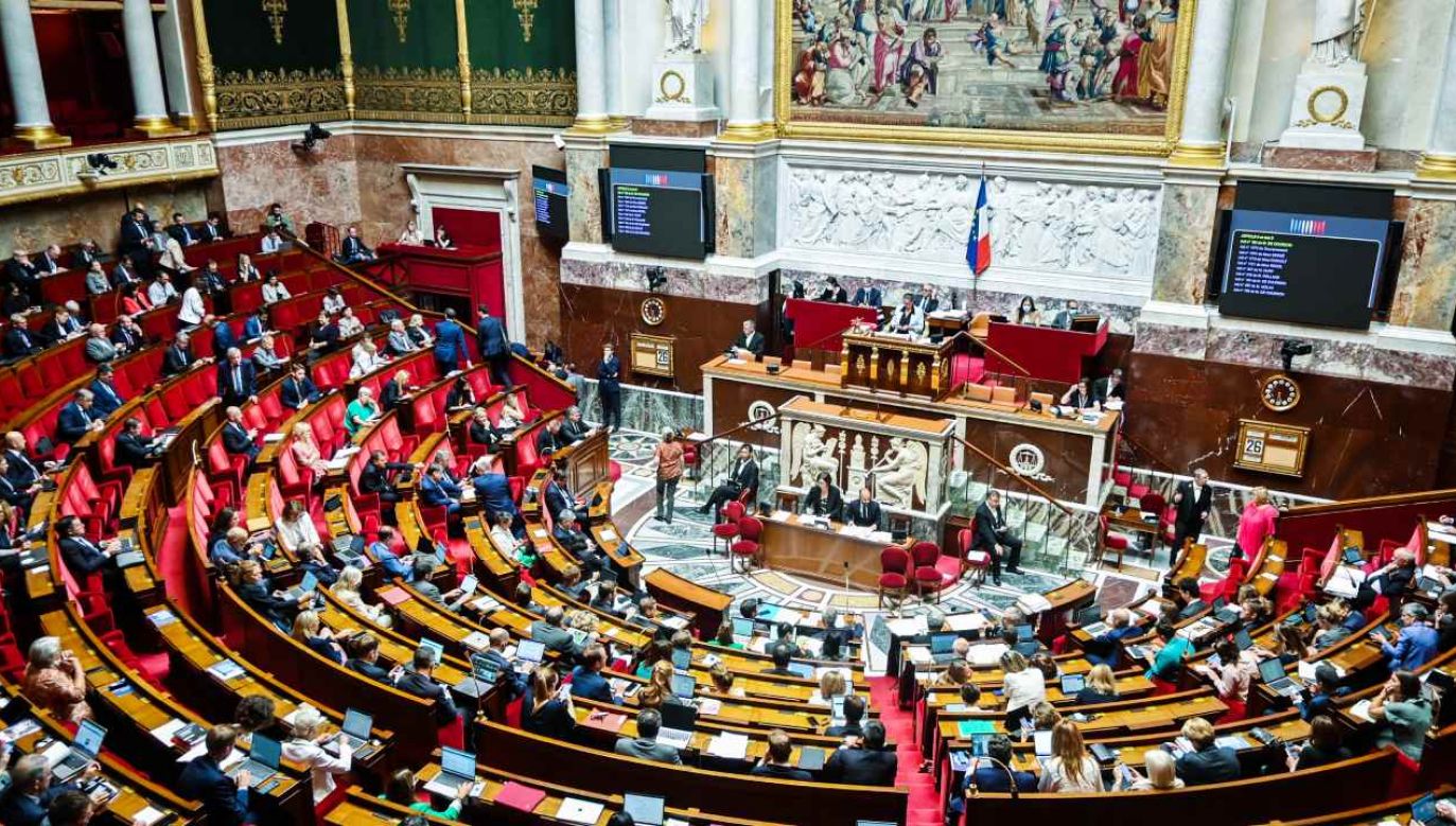 Sprawę ma zbadać komisja parlamentarna (fot.  Adrien Fillon/NurPhoto via Getty Images)