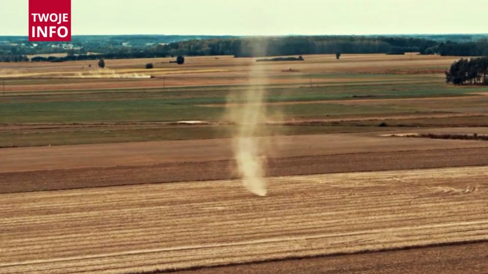 Trąba powietrzna na Mazowszu FILM - tvp.info