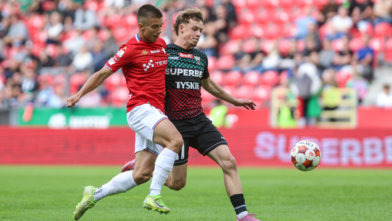Maciej Kuziemka w rywalizacji z Julianem