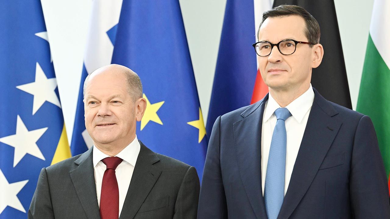 Kanclerz Olaf Scholz i premier Mateusz Morawiecki (fot. PAP/DPA)