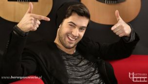 WIDEO: Ernie rapuje!